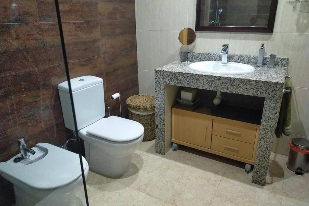 Apartamento Para 5 Personas Frente Al Mar Con Piscina Y Parking Cubelles Esterno foto